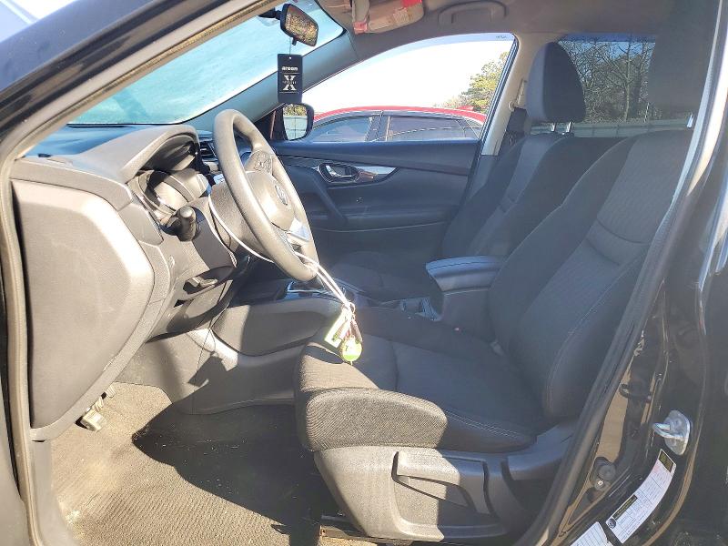 68847646 :رقم المزاد ، KNMAT2MV1HP513404 vin ، 2017 Nissan Rogue مزاد بيع