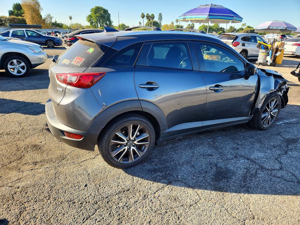 Aukcja sprzedaży 2017 Mazda Cx-3, vin: JM1DKFC78H0143085, numer aukcji: 73294406