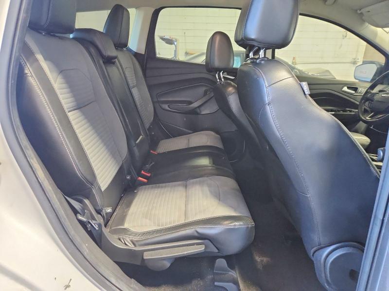 2017 Ford Escape მანქანა იყიდება აუქციონზე, vin: 1FMCU0G94HUE74488, აუქციონის ნომერი: 71966496