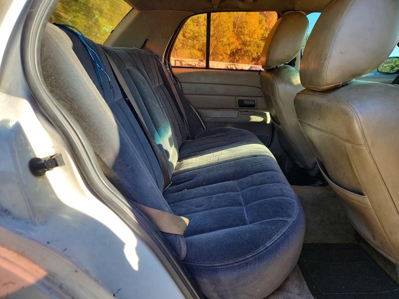 Продаж на аукціоні авто 2011 Ford Crown Victoria, vin: 2FABP7EV8BX184552, номер лоту: 70616826