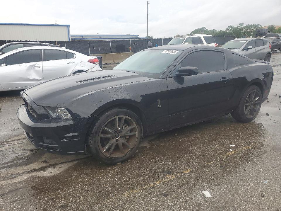2014 Ford Mustang მანქანა იყიდება აუქციონზე, vin: 1ZVBP8CF0E5288922, აუქციონის ნომერი: 72104836