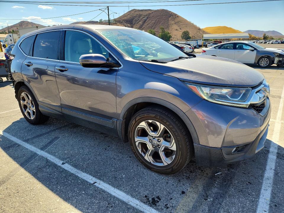 Продажа на аукционе авто 2017 Honda Cr-v, vin: 5J6RW1H88HL006638, номер лота: 71941036