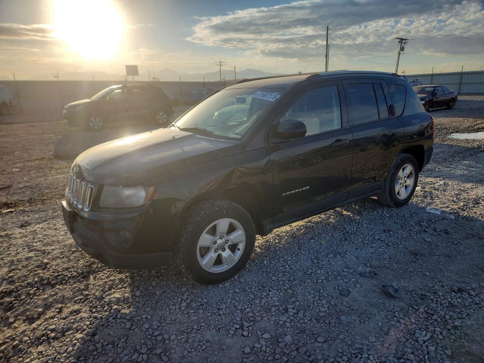 2014 Jeep Compass მანქანა იყიდება აუქციონზე, vin: 1C4NJCBA8ED785992, აუქციონის ნომერი: 71987176