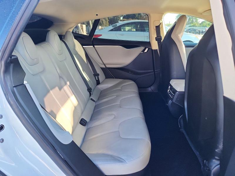 Продажа на аукционе авто 2014 Tesla Model S, vin: 5YJSA1H11EFP48953, номер лота: 72968046