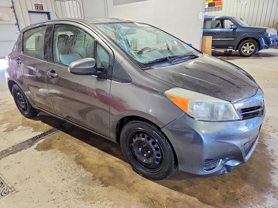 71622026 :رقم المزاد ، JTDKTUD36ED575697 vin ، 2014 Toyota Yaris مزاد بيع
