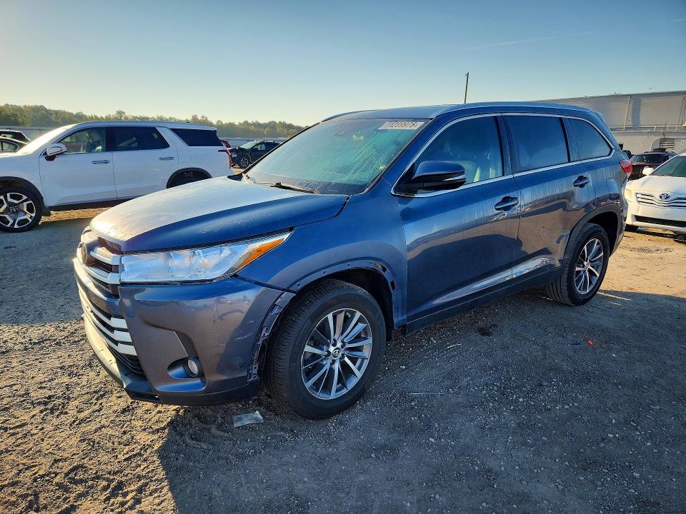 Aukcja sprzedaży 2019 Toyota Highlander, vin: 5TDKZRFHXKS329921, numer aukcji: 71289976