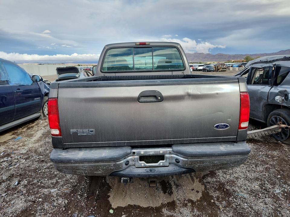 64967236 :رقم المزاد ، 1FTNX21L93EA08949 vin ، 2003 Ford F250 مزاد بيع