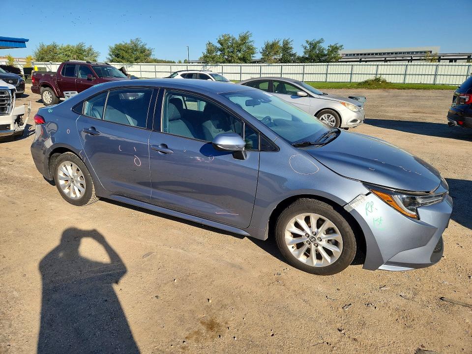 Продажа на аукционе авто 2021 Toyota Corolla, vin: 5YFVPMAE7MP154204, номер лота: 70781176