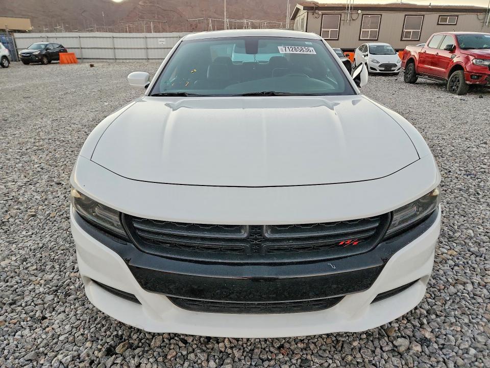 2015 Dodge Charger მანქანა იყიდება აუქციონზე, vin: 2C3CDXCT4FH895887, აუქციონის ნომერი: 71285836