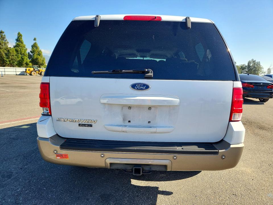 2004 Ford Expedition მანქანა იყიდება აუქციონზე, vin: 1FMRU17W74LB27257, აუქციონის ნომერი: 72502866