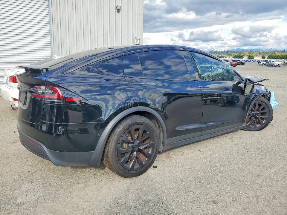 Продажа на аукционе авто 2022 Tesla Model X, vin: 7SAXCBE53NF335321, номер лота: 71053356