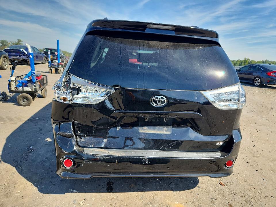 Aukcja sprzedaży 2016 Toyota Sienna, vin: 5TDXK3DC5GS696778, numer aukcji: 70605416