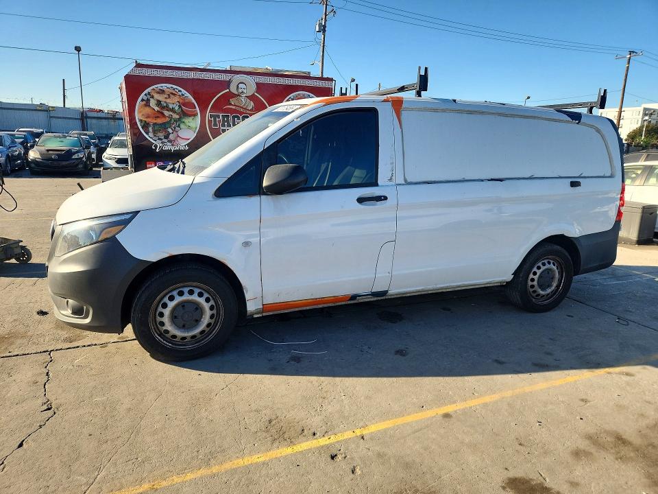 72175486 :رقم المزاد ، W1YV0BEY7L3754074 vin ، 2020 Mercedes-benz Metris مزاد بيع