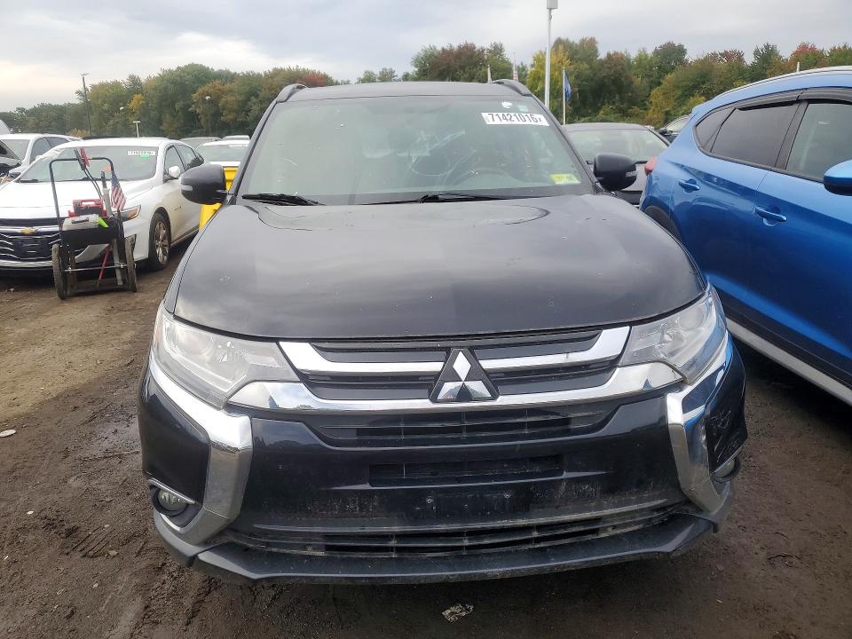 Auction sale of the 2018 Mitsubishi Outlander, vin: JA4AZ3A32JZ049597, lot number: 71421016