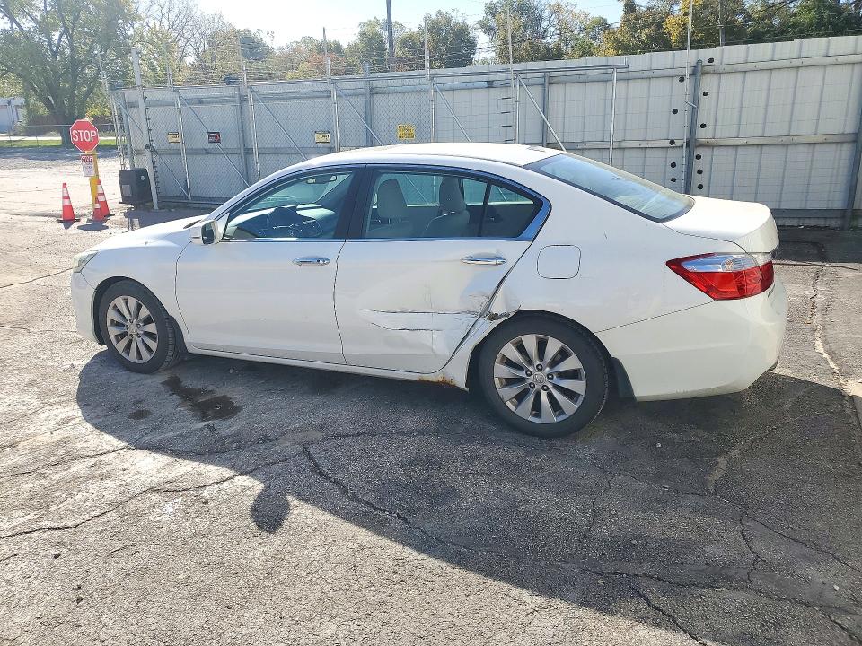 Aukcja sprzedaży 2015 Honda Accord, vin: 1HGCR2F82FA038572, numer aukcji: 71153856