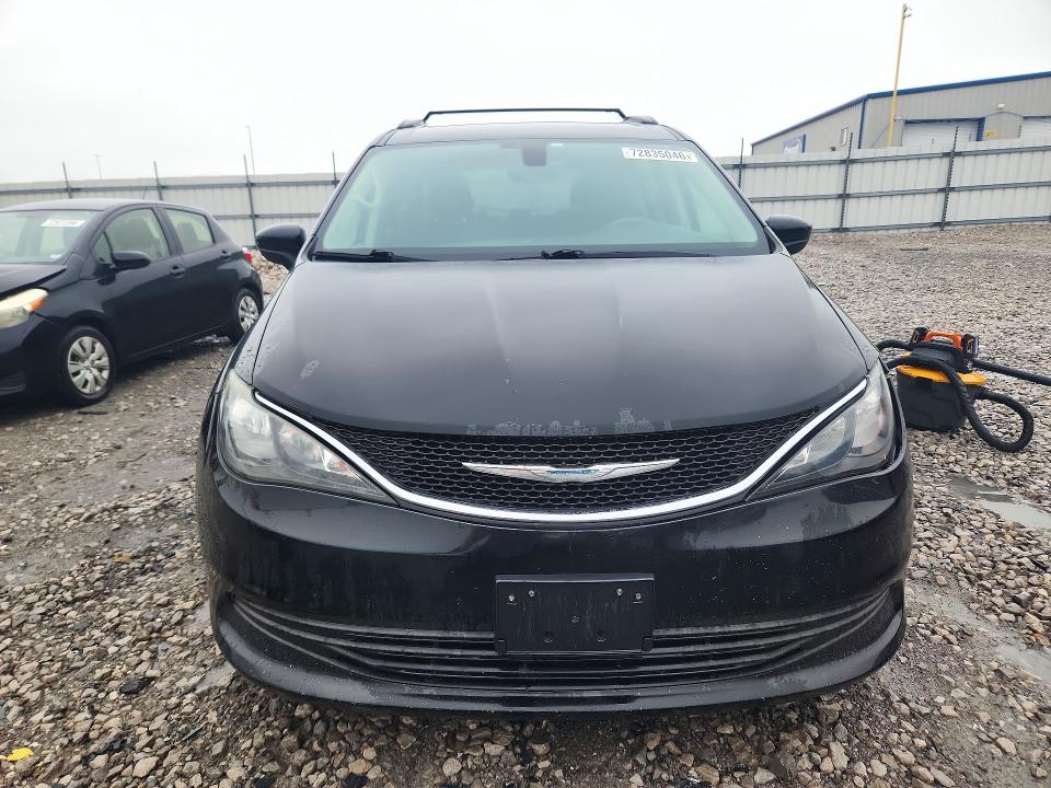 72835046 :رقم المزاد ، 2C4RC1CG9HR519756 vin ، 2017 Chrysler Pacifica مزاد بيع