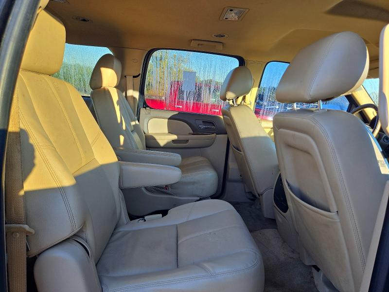 Продаж на аукціоні авто 2014 Chevrolet Suburban, vin: 1GNSCJE08ER137700, номер лоту: 72555086