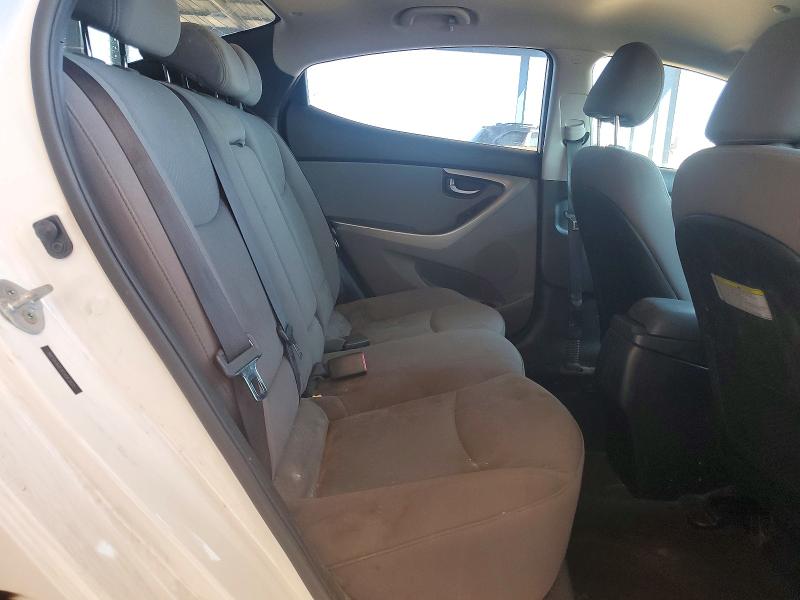 72198776 :رقم المزاد ، 5NPDH4AE4FH563821 vin ، 2015 Hyundai Elantra مزاد بيع