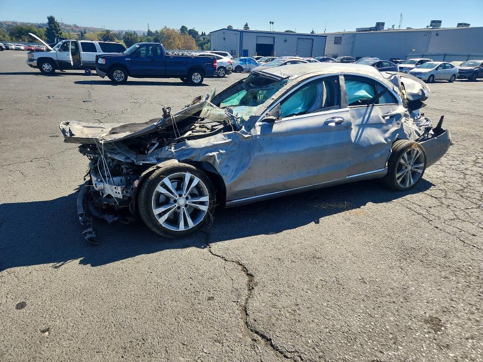 Продажа на аукционе авто 2015 Mercedes-benz C, vin: 55SWF4JB8FU065851, номер лота: 71492806