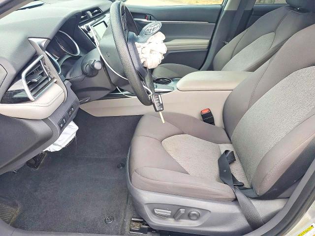 Auction sale of the 2018 Toyota Camry, vin: 4T1B11HK4JU101677, lot number: 72617506