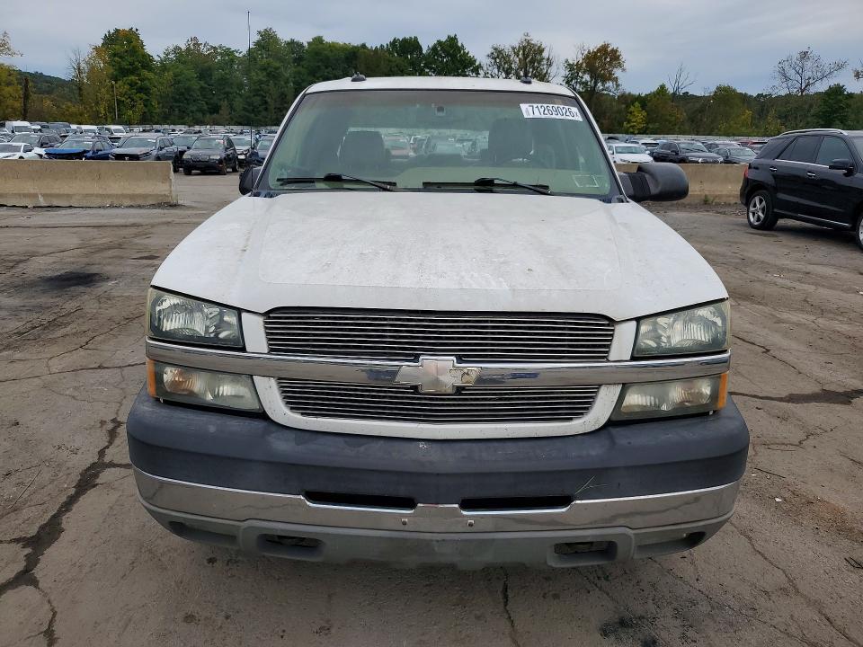 71269026 :رقم المزاد ، 1GCHK23UX3F216267 vin ، 2003 Chevrolet Silverado مزاد بيع