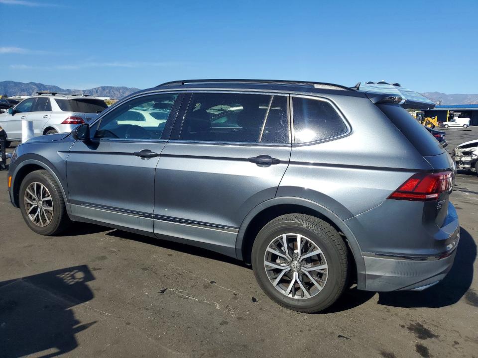 Продаж на аукціоні авто 2018 Volkswagen Tiguan, vin: 3VV3B7AX6JM192472, номер лоту: 71208996