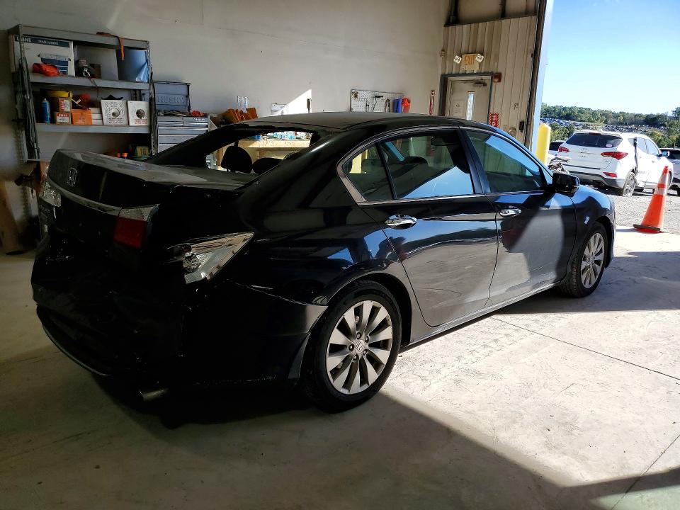 72375786 :رقم المزاد ، 1HGCR2F79FA006659 vin ، 2015 Honda Accord مزاد بيع