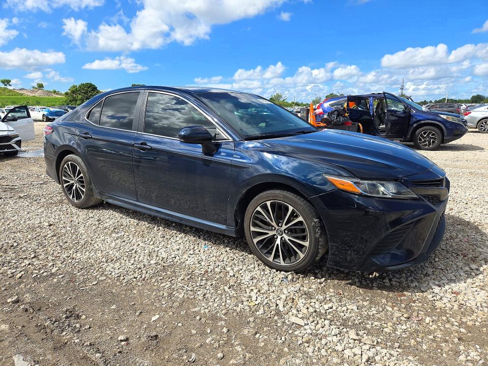 2018 Toyota Camry მანქანა იყიდება აუქციონზე, vin: 4T1B11HK0JU601223, აუქციონის ნომერი: 72696516