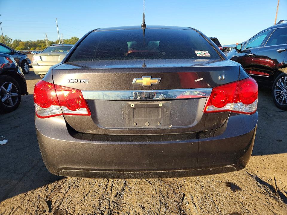 71381946 :رقم المزاد ، 1G1PC5SB5E7401374 vin ، 2014 Chevrolet Cruze مزاد بيع