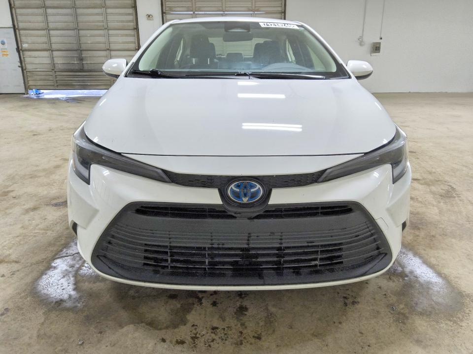Продаж на аукціоні авто 2024 Toyota Corolla Hybrid, vin: JTDBCMFE1RJ025748, номер лоту: 71214246