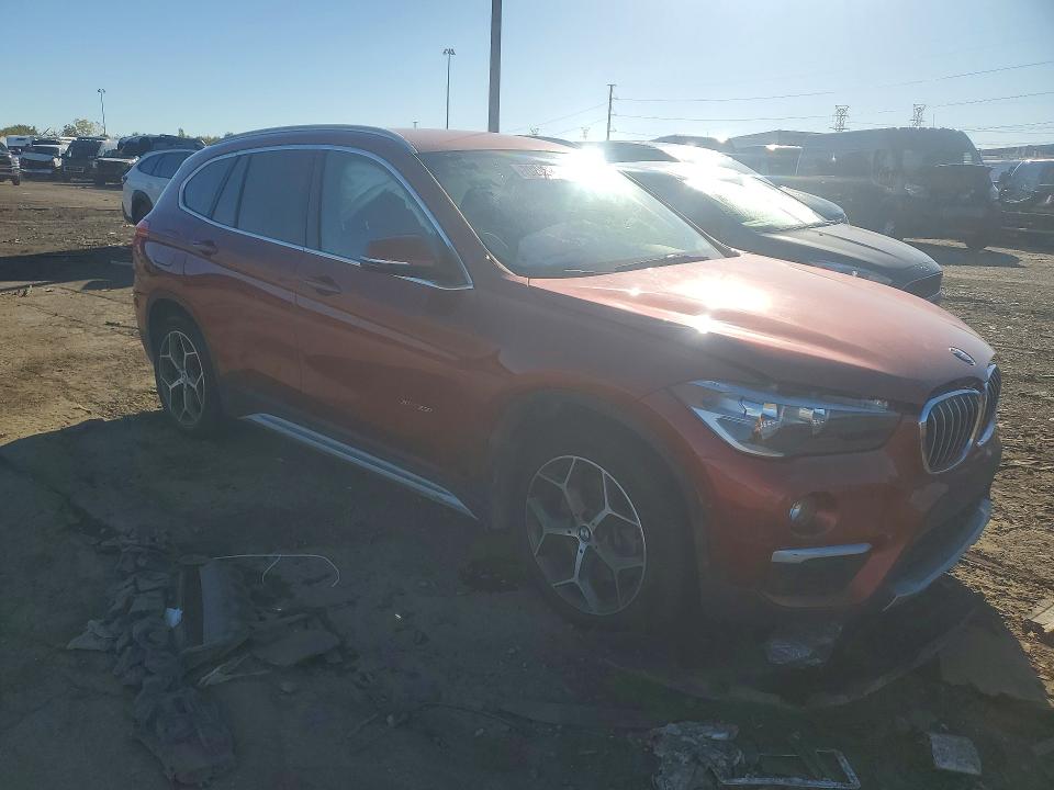 70292936 :رقم المزاد ، WBXHT3C32J5K28977 vin ، 2018 Bmw X1 مزاد بيع