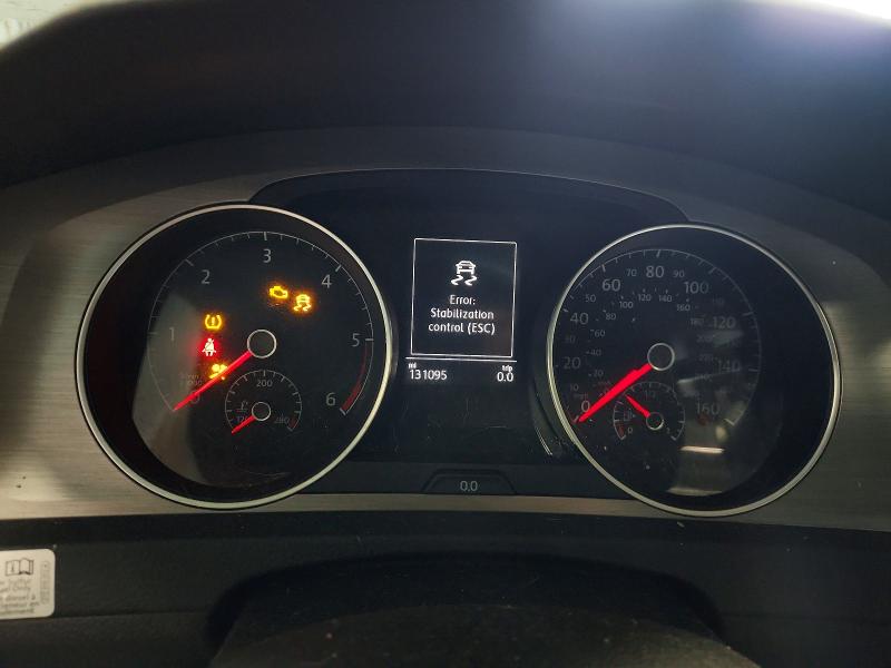 71306376 :رقم المزاد ، 3VW2A7AUXFM047183 vin ، 2015 Volkswagen Golf مزاد بيع