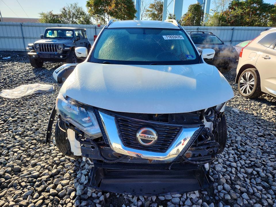 71833476 :رقم المزاد ، KNMAT2MV4JP502015 vin ، 2018 Nissan Rogue مزاد بيع