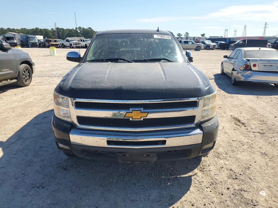 Продаж на аукціоні авто 2011 Chevrolet Silverado, vin: 3GCPCSE04BG389315, номер лоту: 71994146