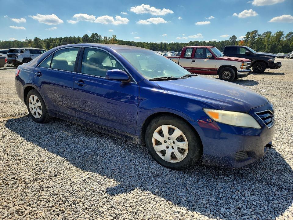 70383956 :رقم المزاد ، 4T1BF3EK5BU767191 vin ، 2011 Toyota Camry مزاد بيع