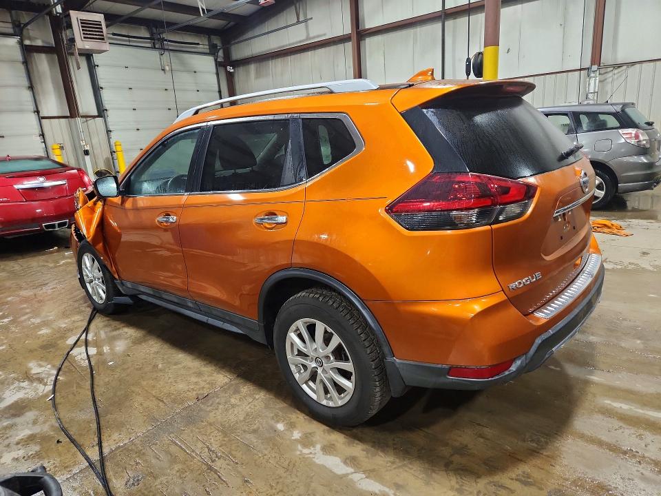 Продаж на аукціоні авто 2018 Nissan Rogue, vin: 5N1AT2MV6JC764945, номер лоту: 71416646