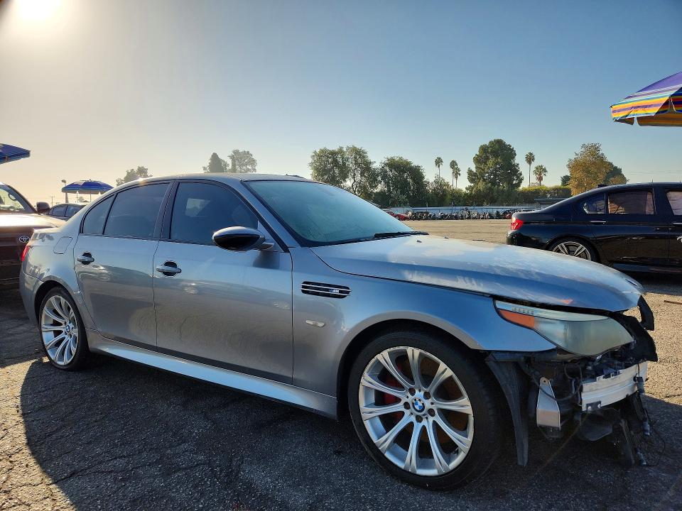 2006 Bmw M5 მანქანა იყიდება აუქციონზე, vin: WBSNB93506B581212, აუქციონის ნომერი: 71296656