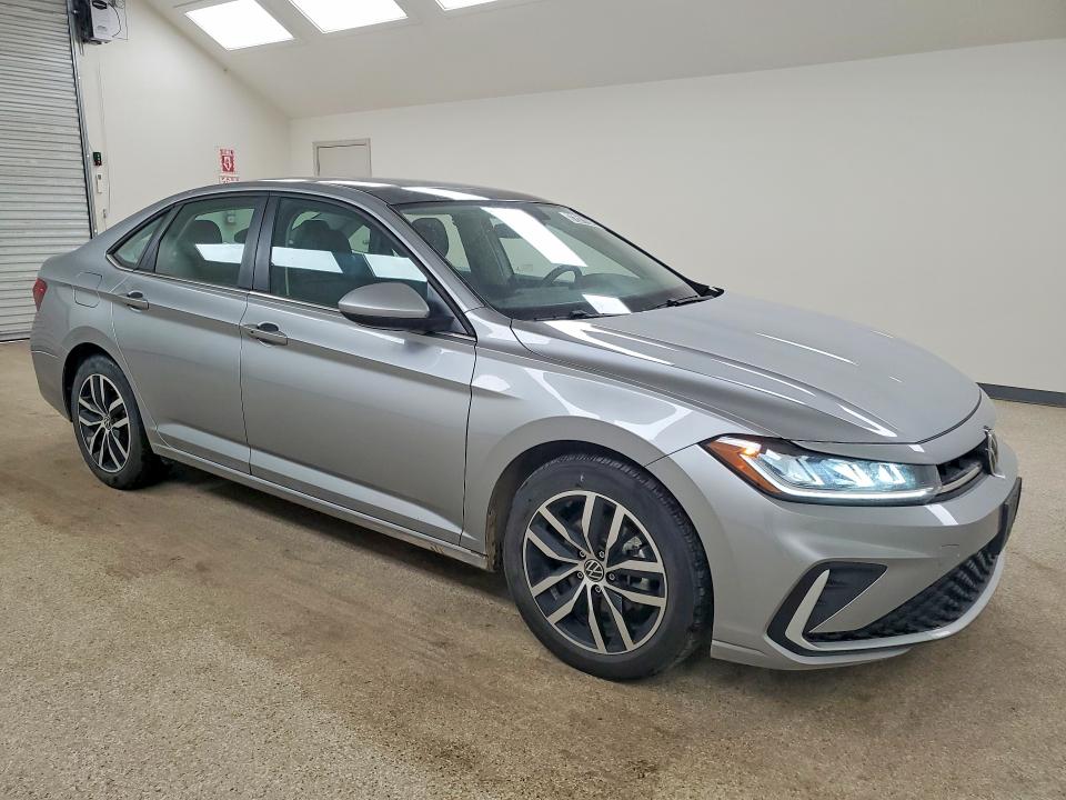 Auction sale of the 2025 Volkswagen Jetta, vin: 3VW7X7BU1SM076956, lot number: 72011946