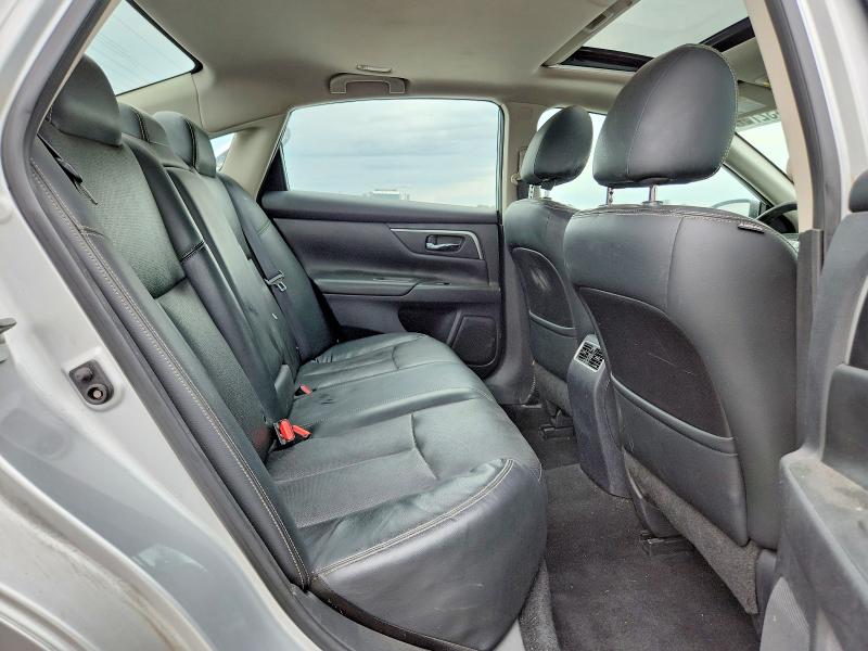 Продажа на аукционе авто 2017 Nissan Altima, vin: 1N4AL3AP7HC286745, номер лота: 70432716