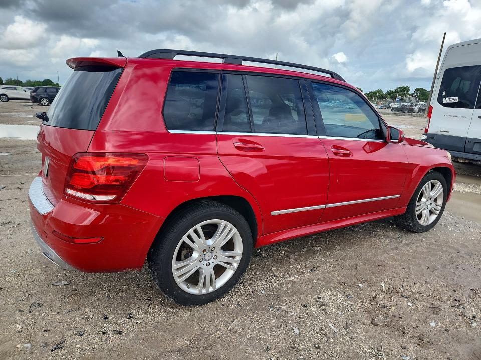 Продаж на аукціоні авто 2015 Mercedes-benz Glk, vin: WDCGG5HB6FG364267, номер лоту: 71618906