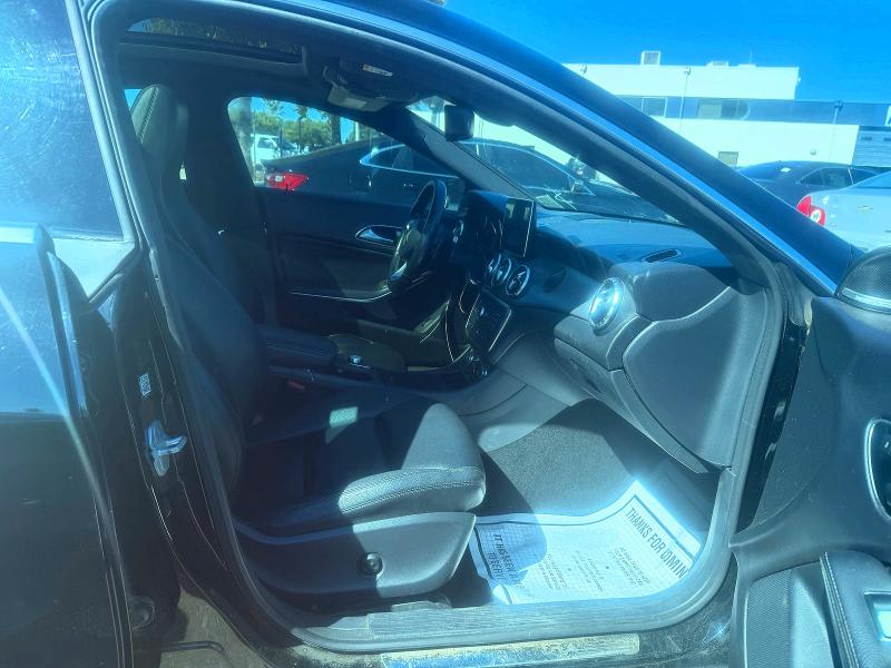 71323326 :رقم المزاد ، WDDSJ4EB7FN162216 vin ، 2015 Mercedes-benz Cla مزاد بيع