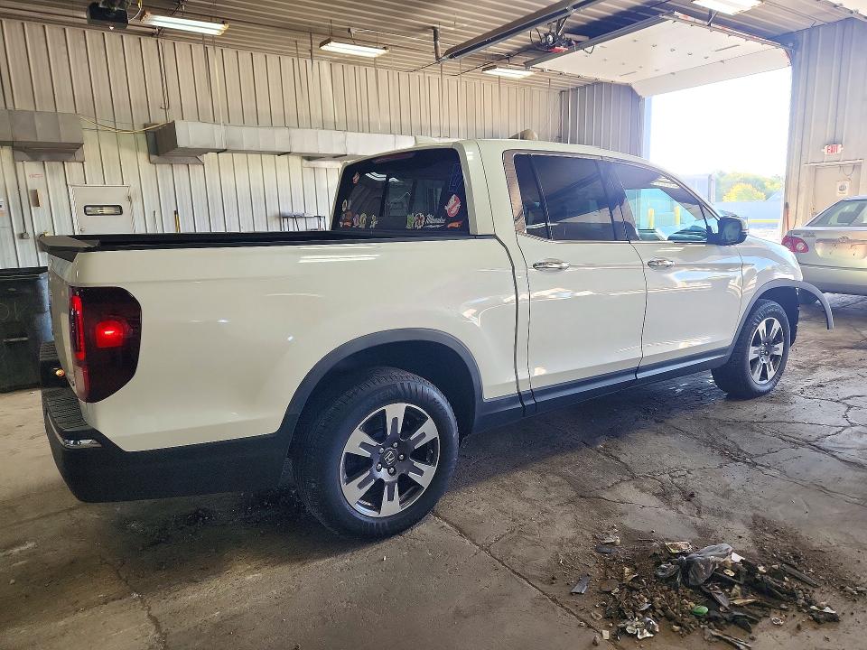 Продаж на аукціоні авто 2018 Honda Ridgeline, vin: 5FPYK3F78JB006884, номер лоту: 72001836