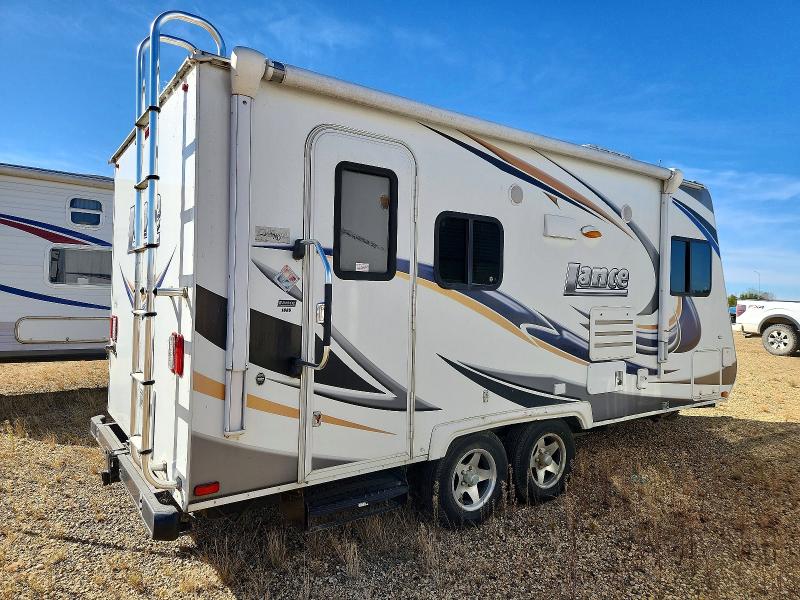 69579186 :رقم المزاد ، 56YTT1627DL313327 vin ، 2014 Lance Recreational Vehicle (rv) مزاد بيع