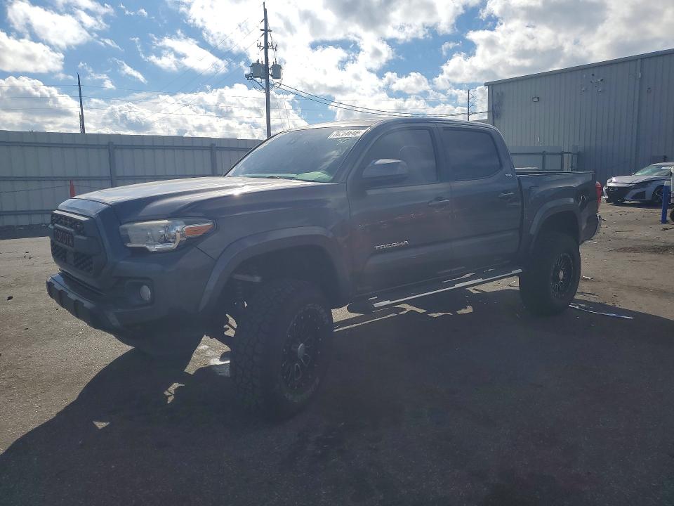 Aukcja sprzedaży 2018 Toyota Tacoma, vin: 5TFAZ5CN7JX060896, numer aukcji: 70254646