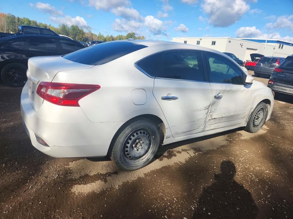 Продажа на аукционе авто 2018 Nissan Sentra, vin: 3N1AB7AP6JY298633, номер лота: 72310026