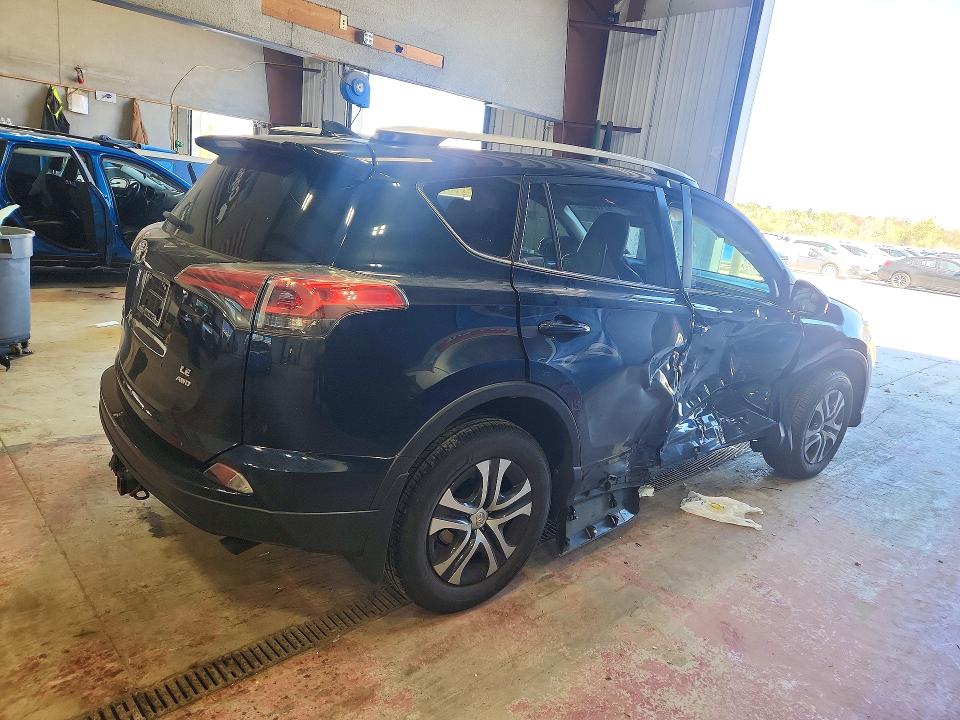2017 Toyota Rav4 მანქანა იყიდება აუქციონზე, vin: JTMBFREV0HJ174575, აუქციონის ნომერი: 71795316