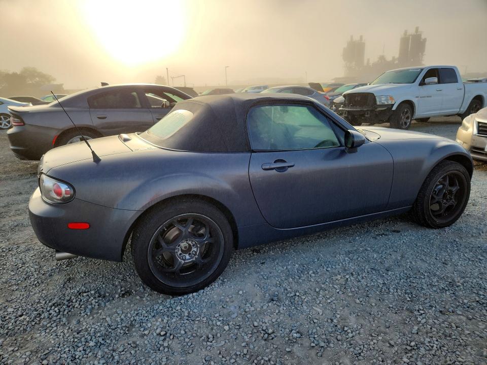 2007 Mazda Mx-5 მანქანა იყიდება აუქციონზე, vin: JM1NC25F570126984, აუქციონის ნომერი: 71433946