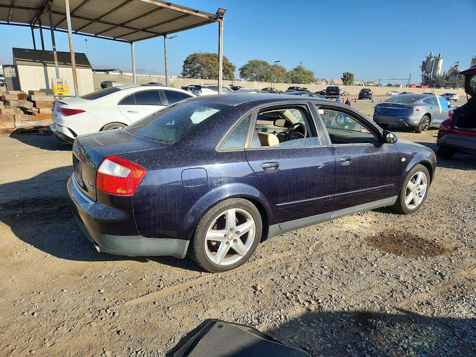 71480026 :رقم المزاد ، WAULC68E52A163275 vin ، 2002 Audi A4 مزاد بيع
