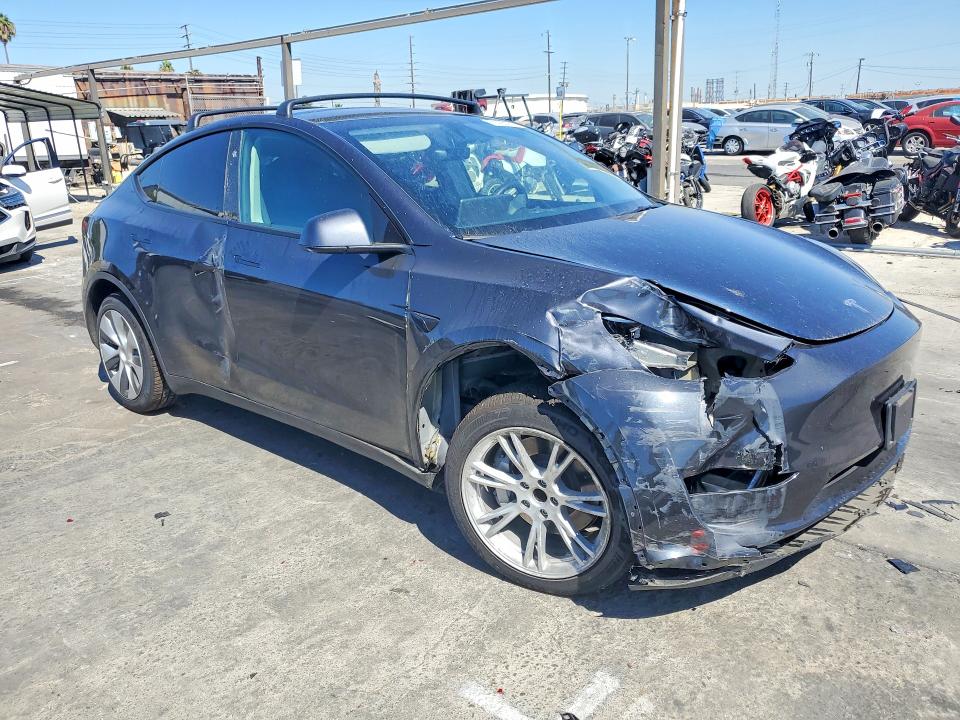 Продаж на аукціоні авто 2024 Tesla Model Y, vin: 7SAYGDED4RF095620, номер лоту: 71430056