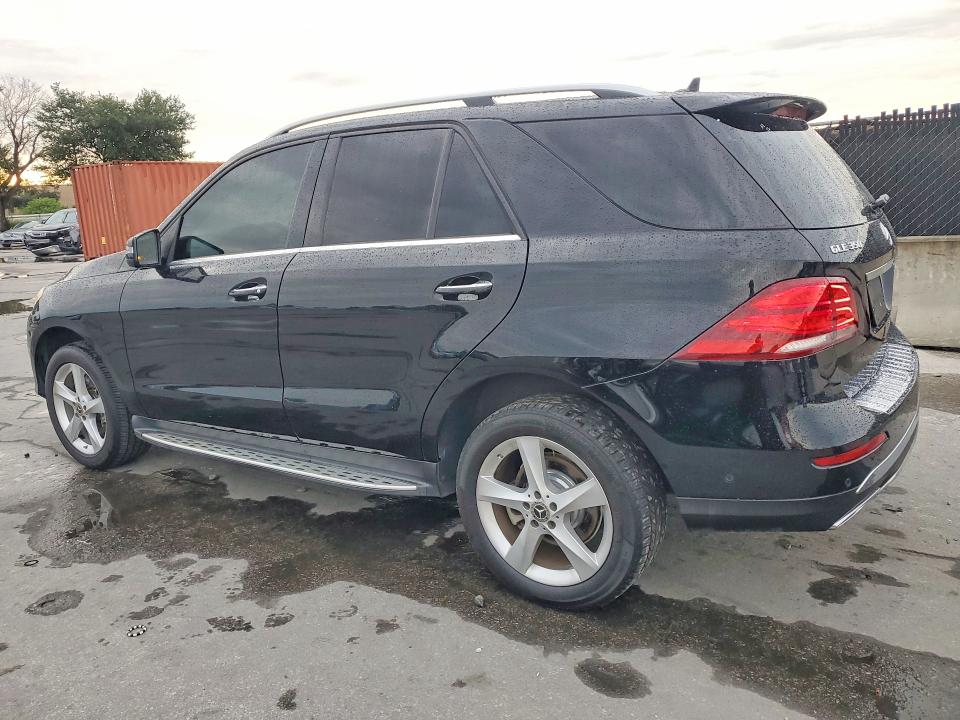 71536936 :رقم المزاد ، 4JGDA5JB2JB004550 vin ، 2018 Mercedes-benz Gle مزاد بيع